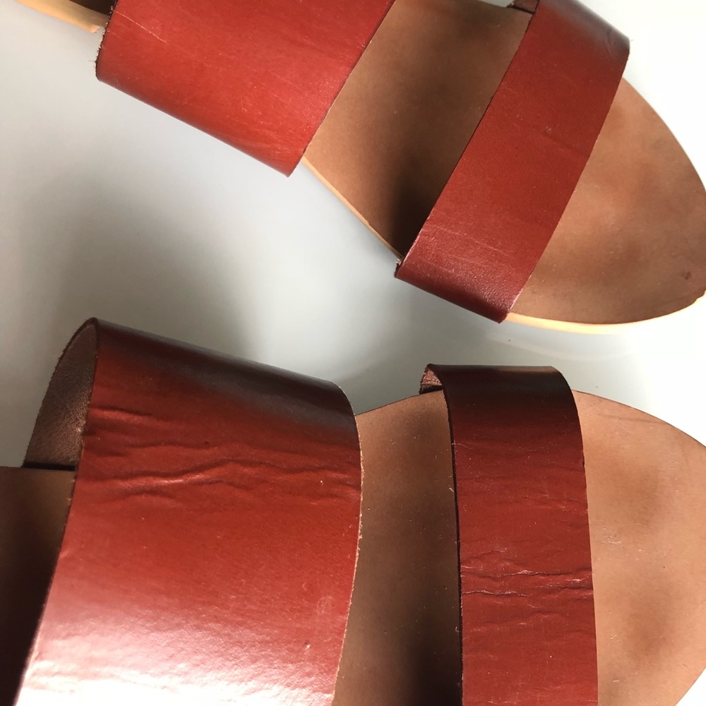 Forever 21 Chestnut Slides Sandal - Picture 3 of 4